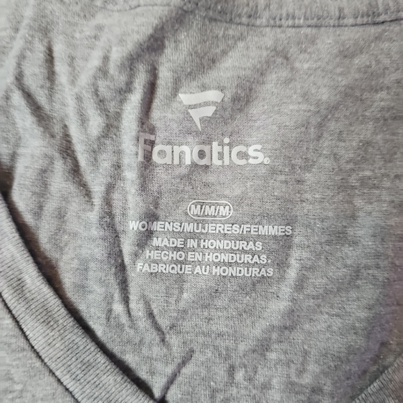 Cleveland Indians Fanatics Cooperstown Collection V-neck Shirt Women Medium NWT - Picture 5 of 7